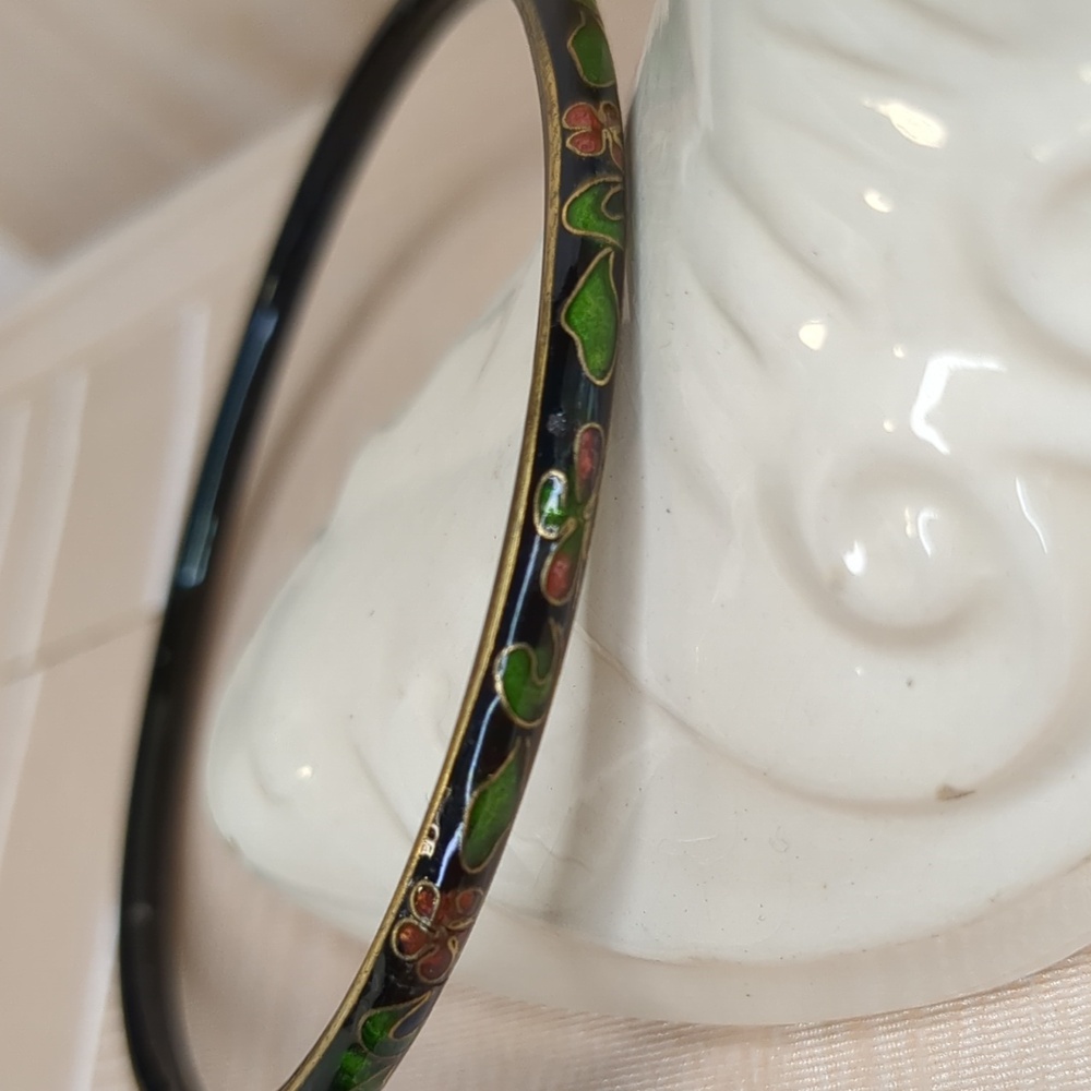 Vintage cloisonne bangle bracelet Asian floral Black Gold Stackable Mid Century